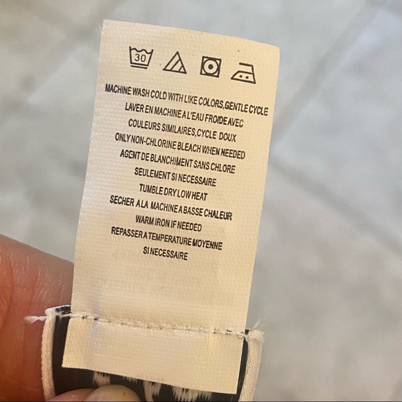 ECHO Swimsuit Caftan Cover Up - One Size - Picture 4 of 7